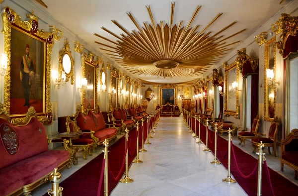 Throne hall